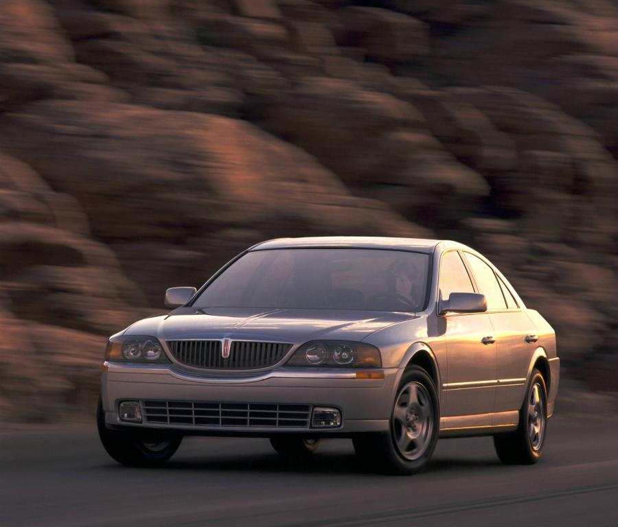  Lincoln LS 2000 года  (фото 20 из 57)